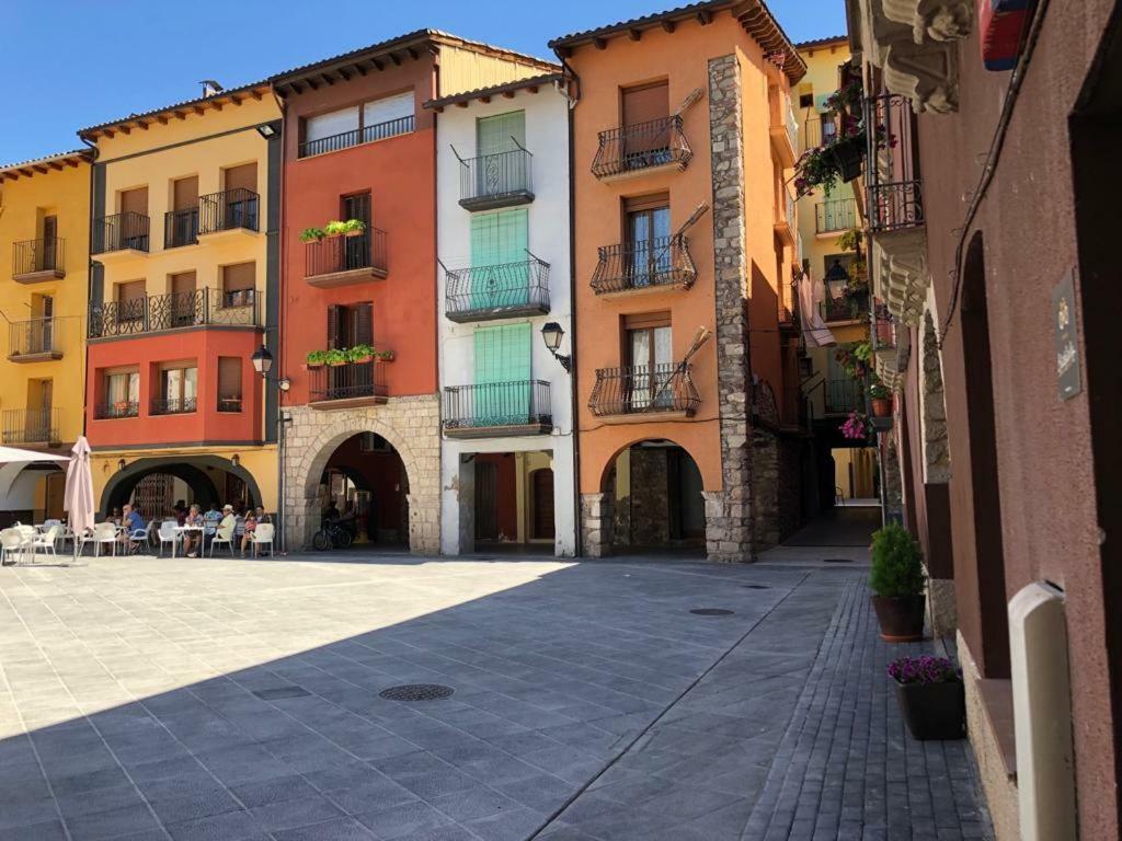 Apartamento Vacacional El Pont de Suert Esterno foto